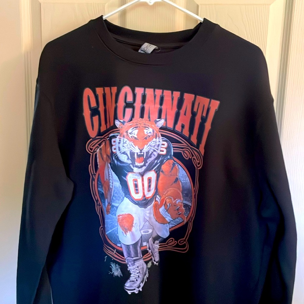 Cincinnati Bengals crew neck sweatshirt
